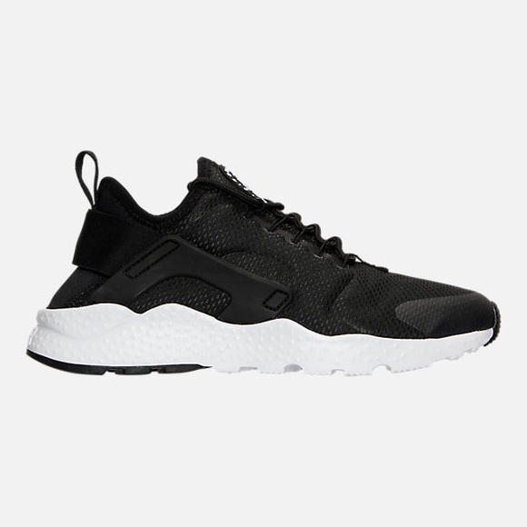 Nike Shoes - Nike Air Huarache Run Women’s